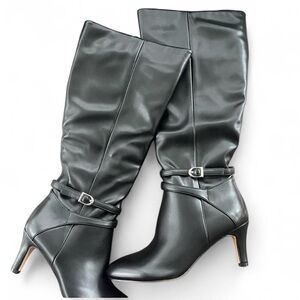 Elegant Black Women's Boots